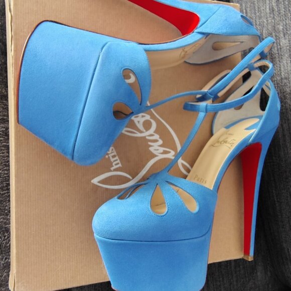 CHRISTIAN LOUBOUTIN Suede Cutout Accent T-Strap Pumps - Picture 14 of 16
